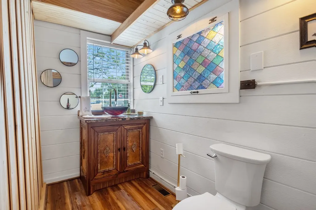 30 Riverside Drive Ashland NH 03217