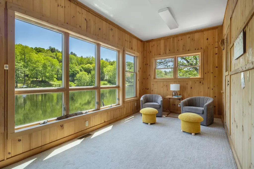 30 Riverside Drive Ashland NH 03217