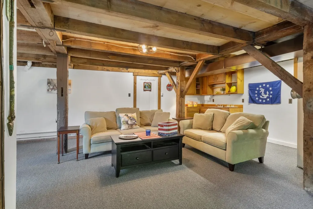 30 Riverside Drive Ashland NH 03217