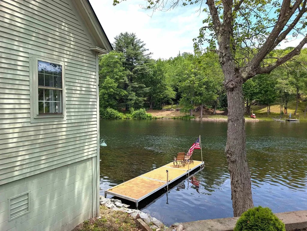 30 Riverside Drive Ashland NH 03217