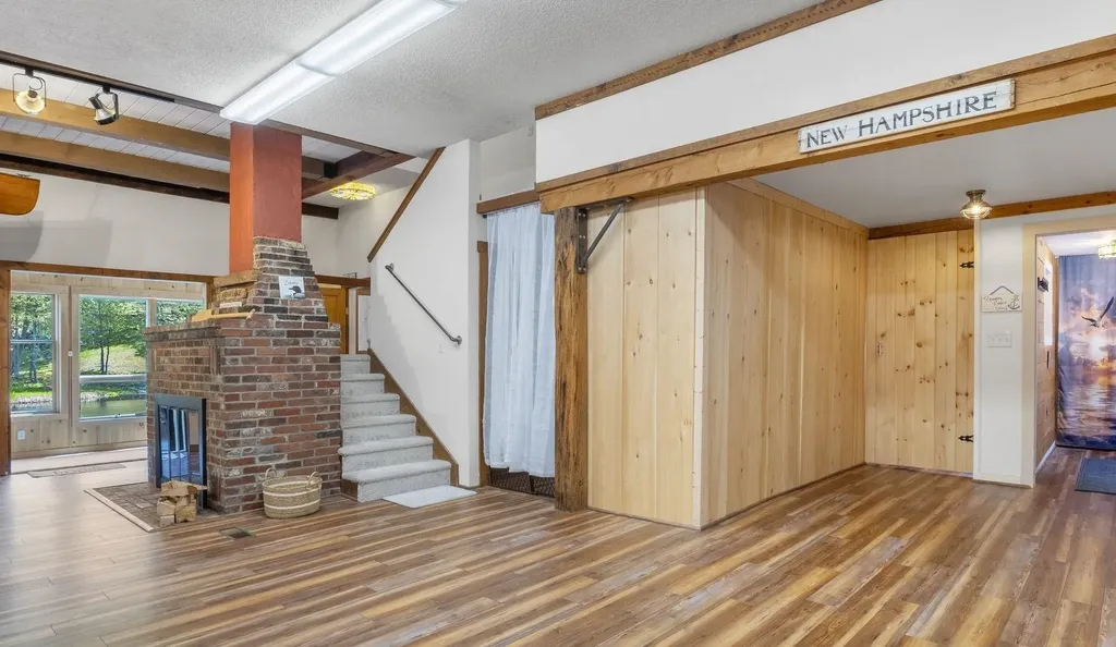 30 Riverside Drive Ashland NH 03217
