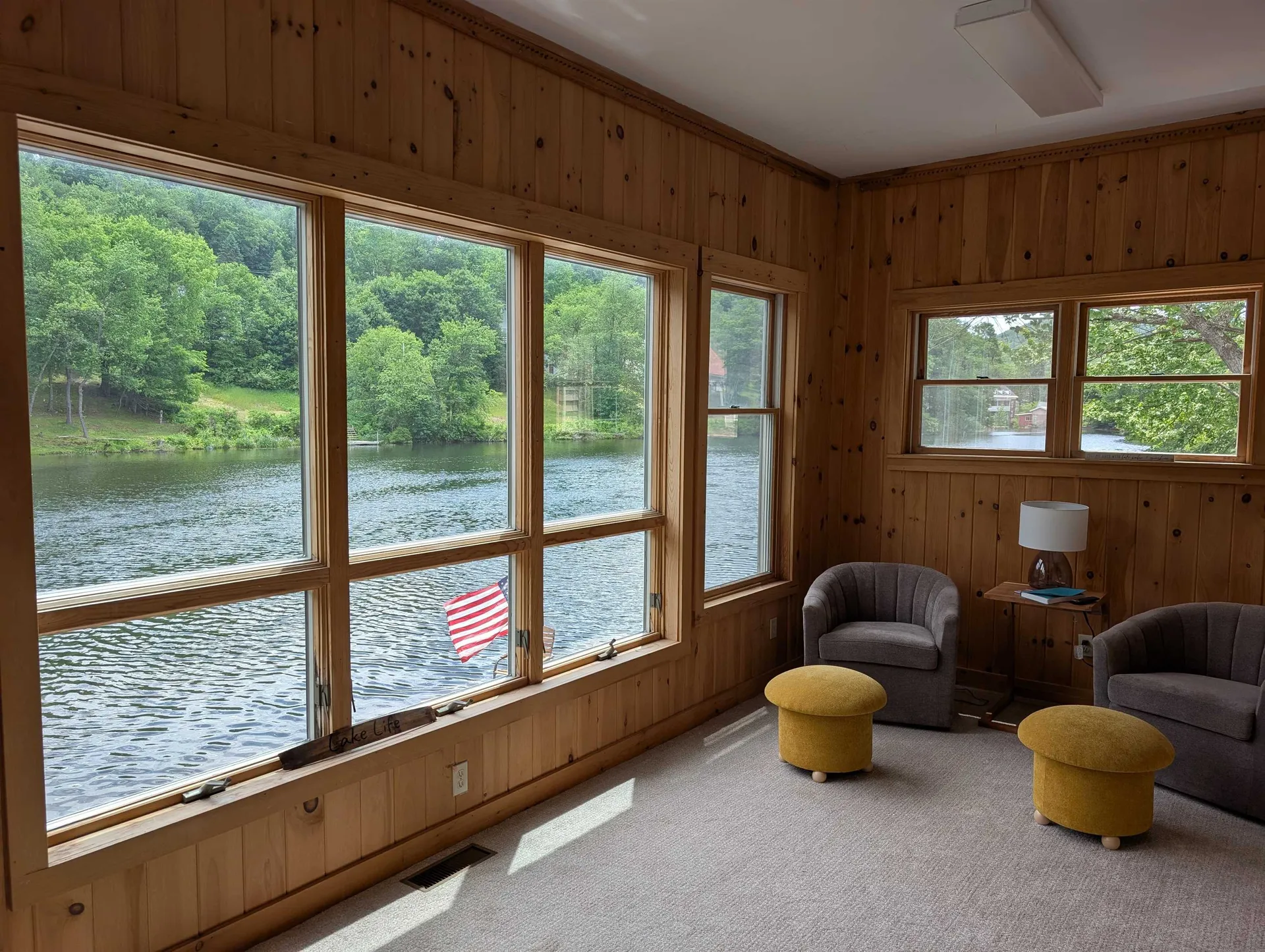 30 Riverside Drive Ashland NH 03217