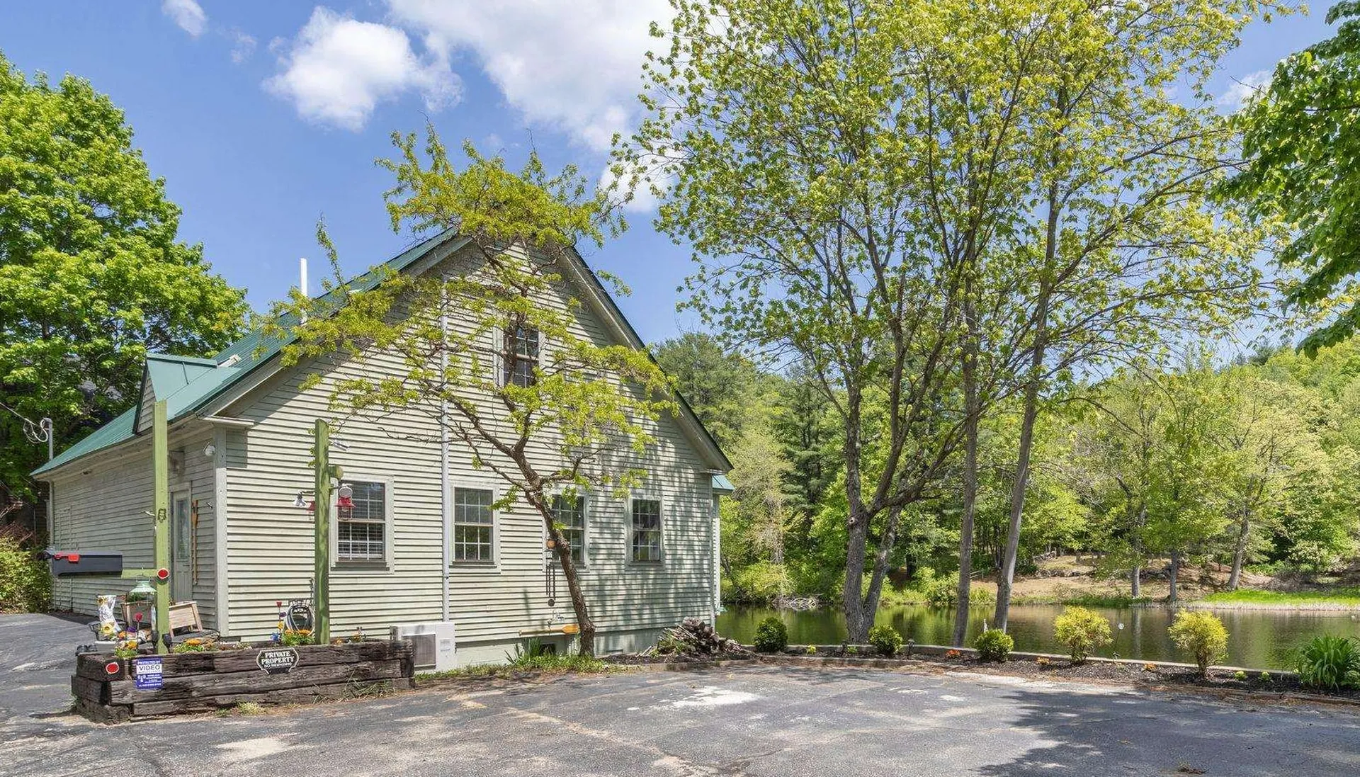 30 Riverside Drive Ashland NH 03217