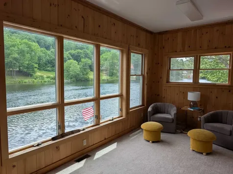 30 Riverside Drive Ashland NH 03217