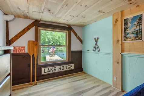 30 Riverside Drive Ashland NH 03217