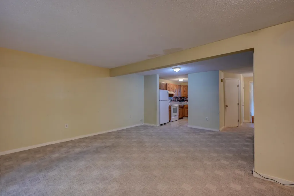 25 Hawk Road Conway NH 03860