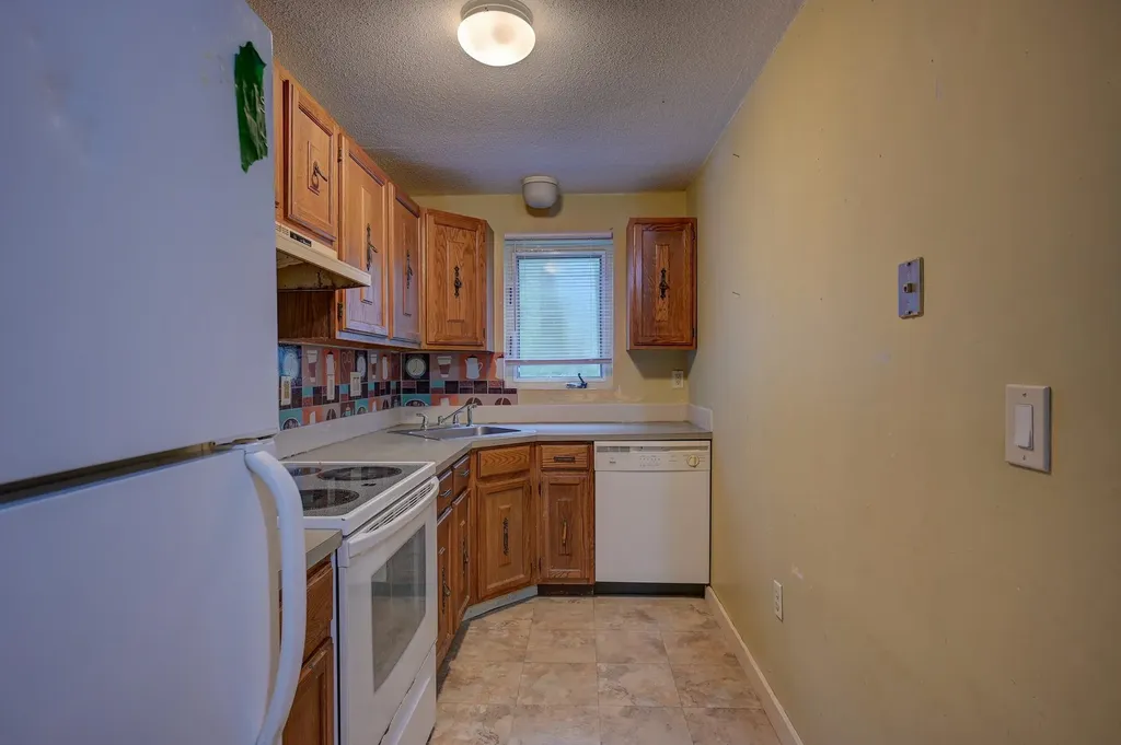 25 Hawk Road Conway NH 03860