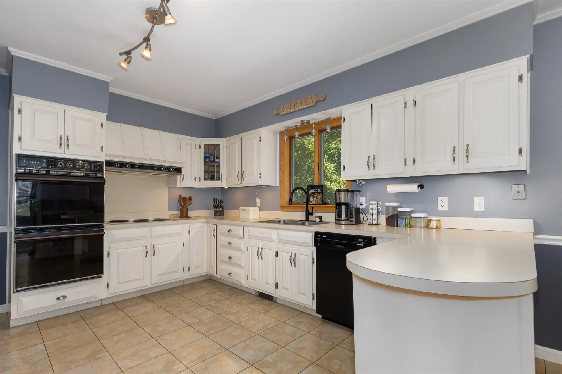 52 Ledgewood Road Claremont NH 03743