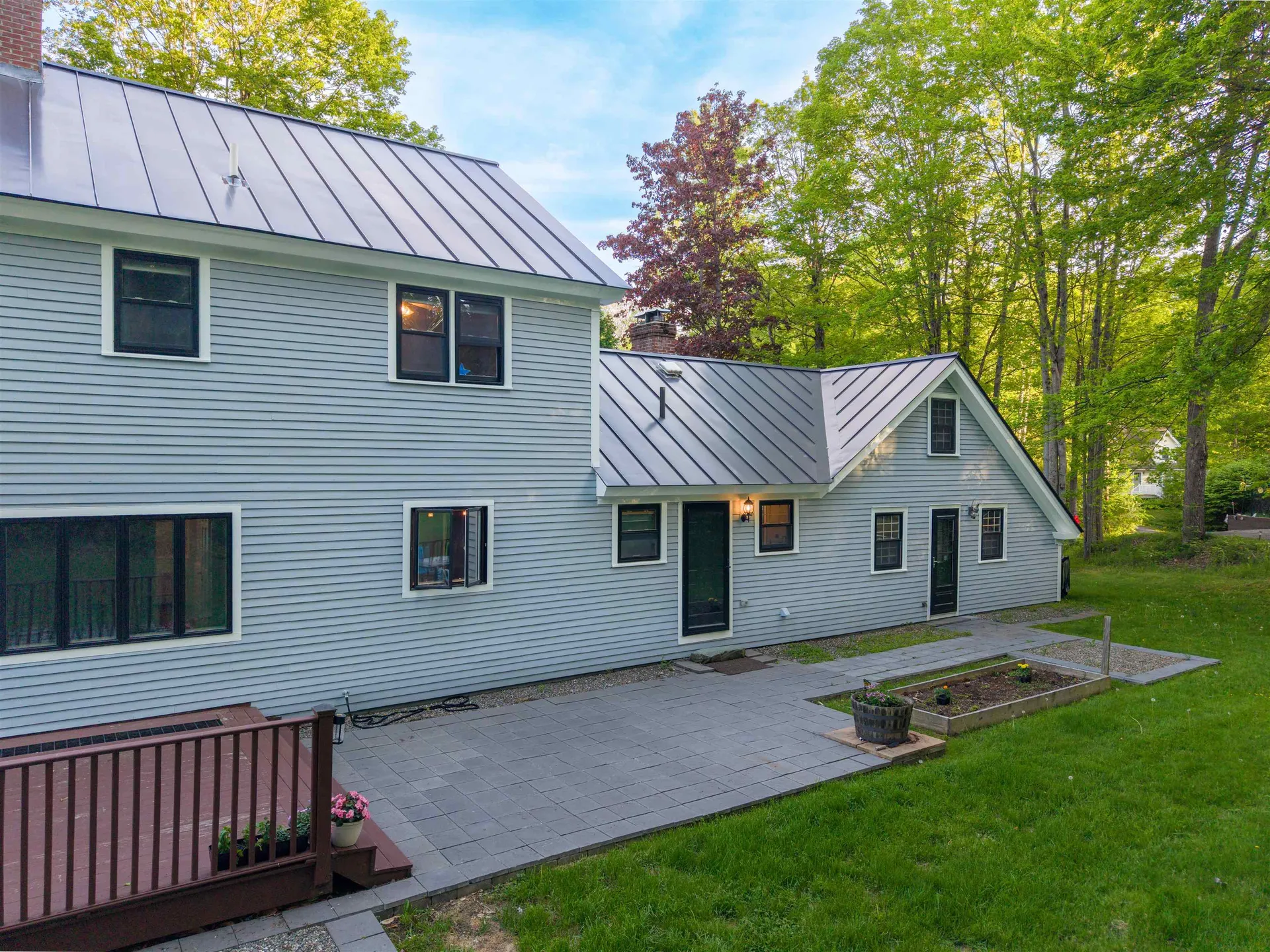 52 Ledgewood Road Claremont NH 03743