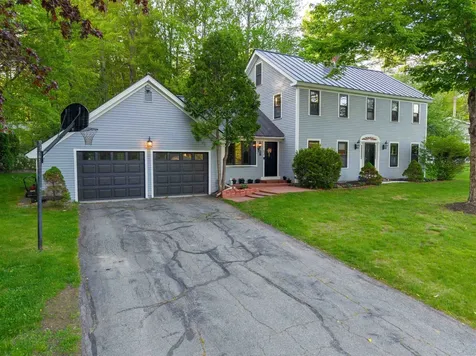 52 Ledgewood Road Claremont NH 03743