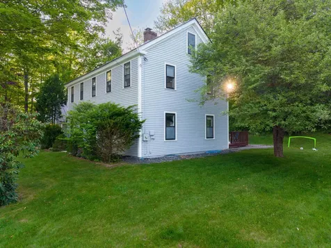 52 Ledgewood Road Claremont NH 03743