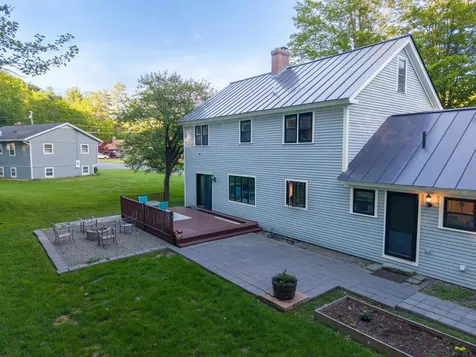 52 Ledgewood Road Claremont NH 03743