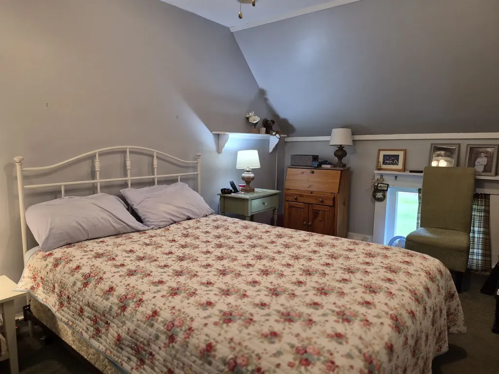 48 Middle Street Lancaster NH 03584