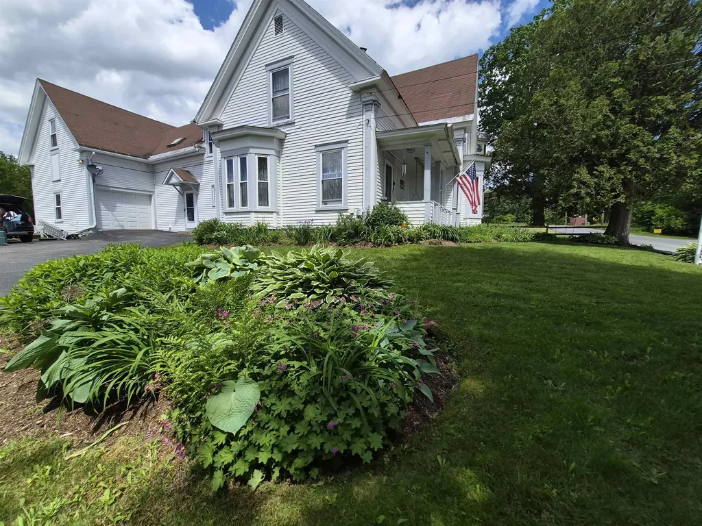 48 Middle Street Lancaster NH 03584