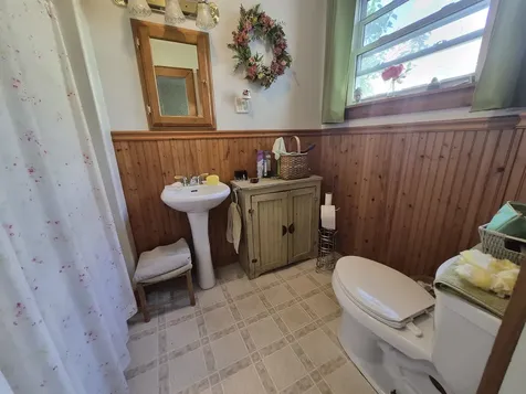 48 Middle Street Lancaster NH 03584