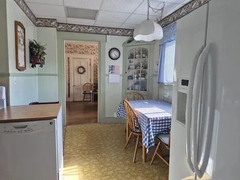 48 Middle Street Lancaster NH 03584