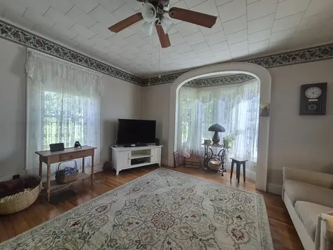 48 Middle Street Lancaster NH 03584