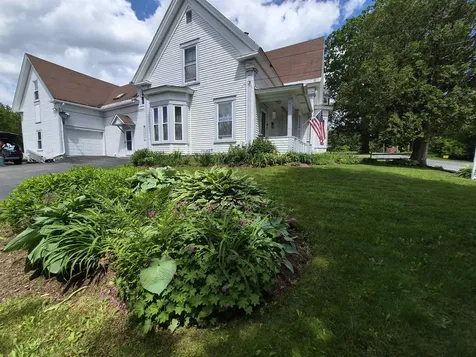 48 Middle Street Lancaster NH 03584