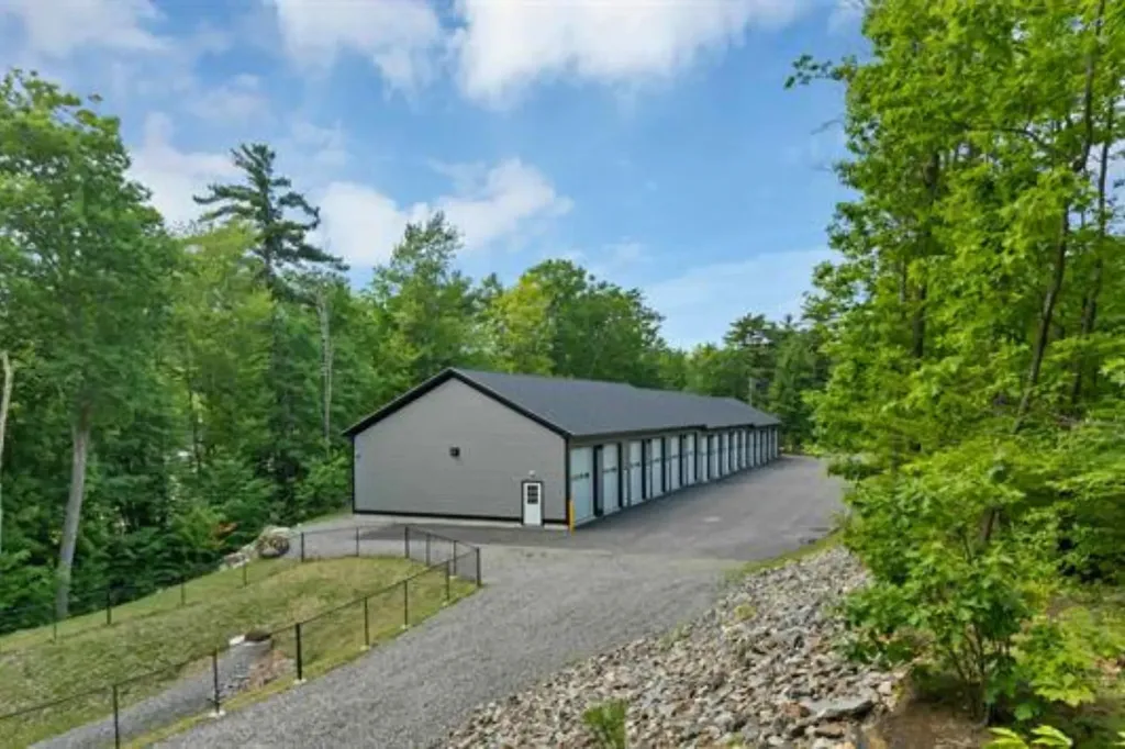 2685 Lake Shore Road Gilford NH 03249