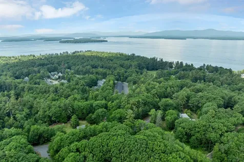 2685 Lake Shore Road Gilford NH 03249