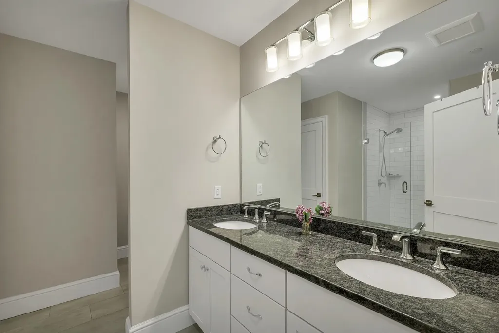 24 Willey Creek Road Exeter NH 03833