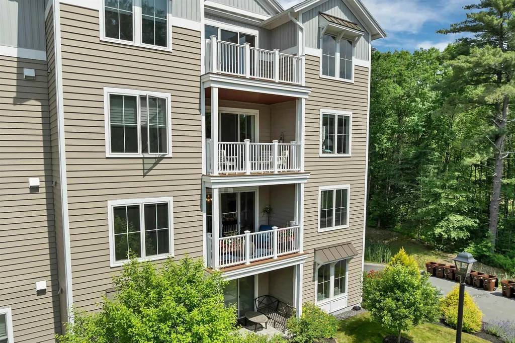 24 Willey Creek Road Exeter NH 03833