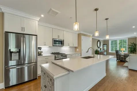 24 Willey Creek Road Exeter NH 03833