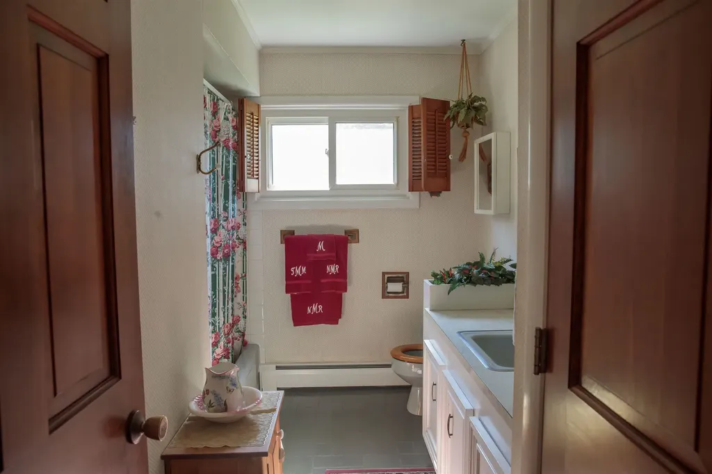 14 Mountain View Lane Rutland City VT 05701