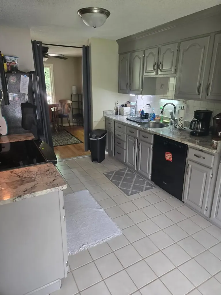 15 Quarry Circle Milford NH 03055