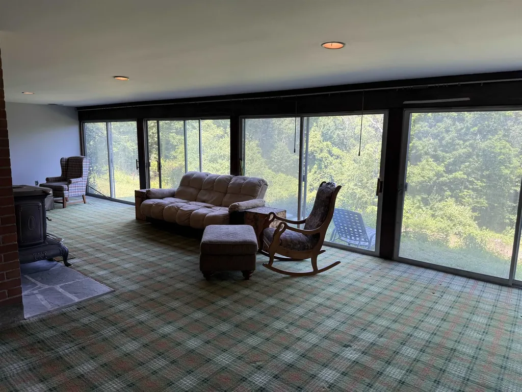211 Pleasant Valley Road Brattleboro VT 05301
