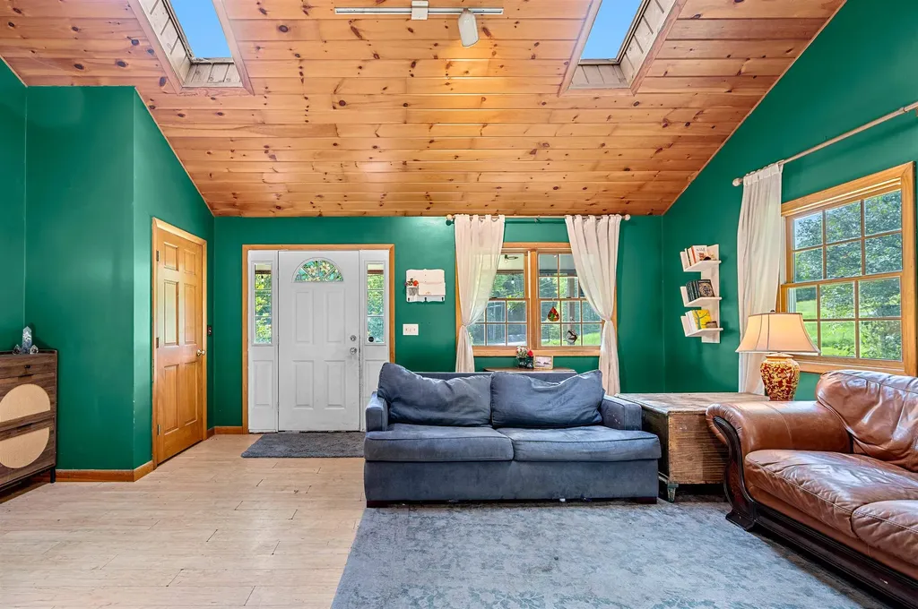302 Brook Road Chelsea VT 05038