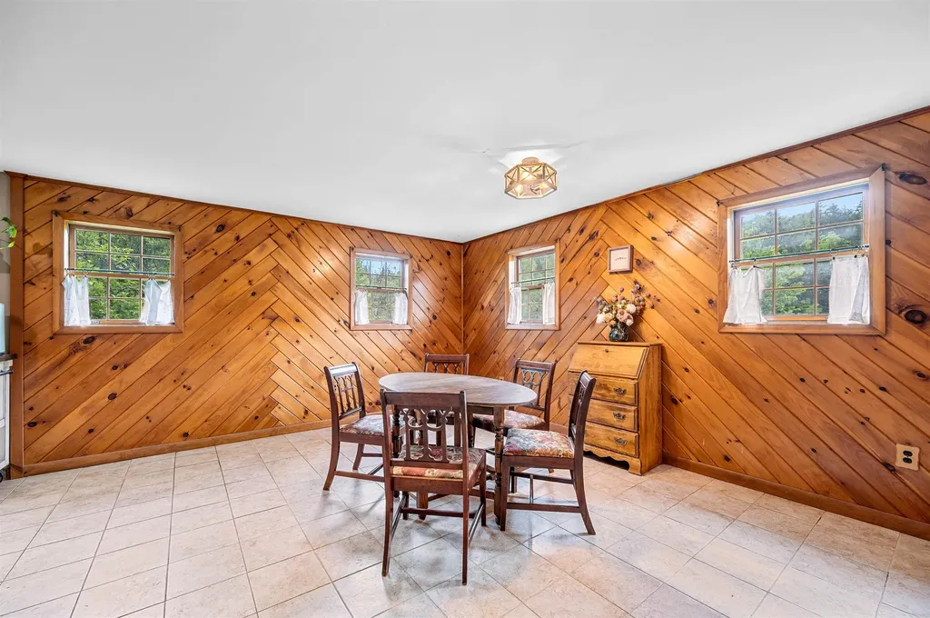 302 Brook Road Chelsea VT 05038