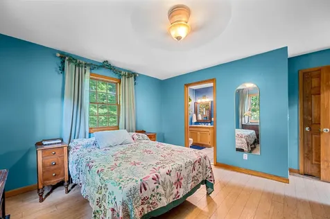 302 Brook Road Chelsea VT 05038
