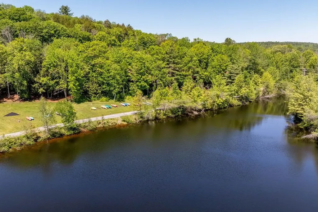 820 Covered Bridge Lane Grantham NH 03753