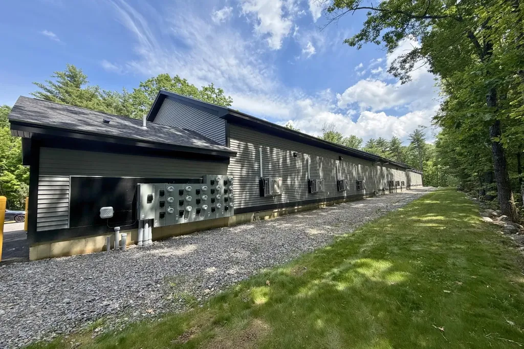 2685 Lake Shore Road Gilford NH 03249