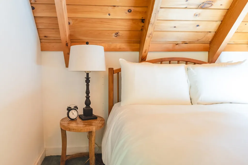163 Howe Farm Road Jamaica VT 05343