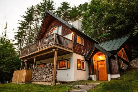 163 Howe Farm Road Jamaica VT 05343