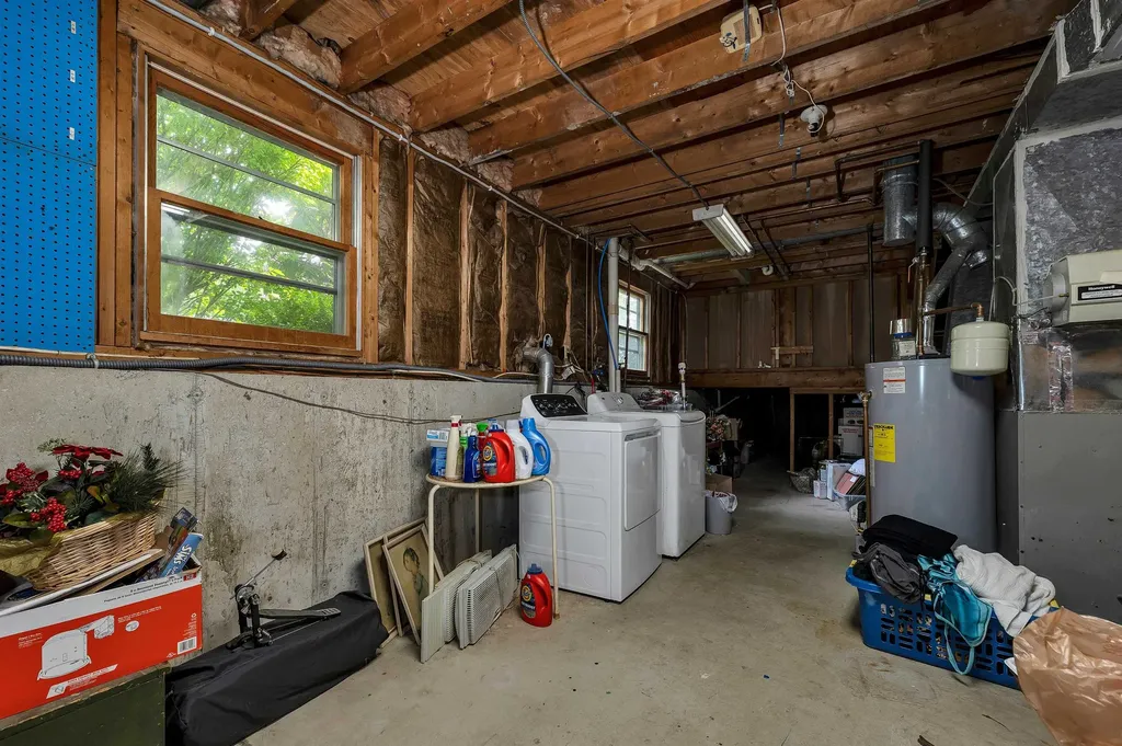 8 Toftree Lane Dover NH 03820
