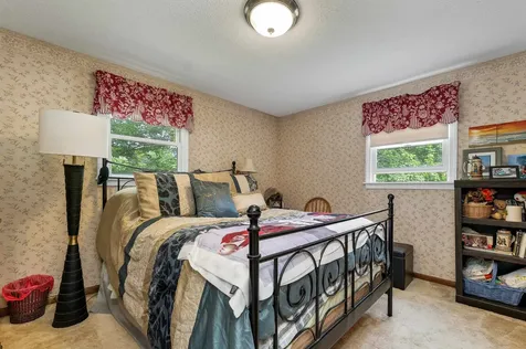 8 Toftree Lane Dover NH 03820