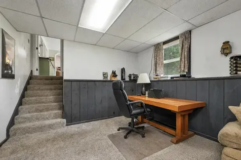 8 Toftree Lane Dover NH 03820