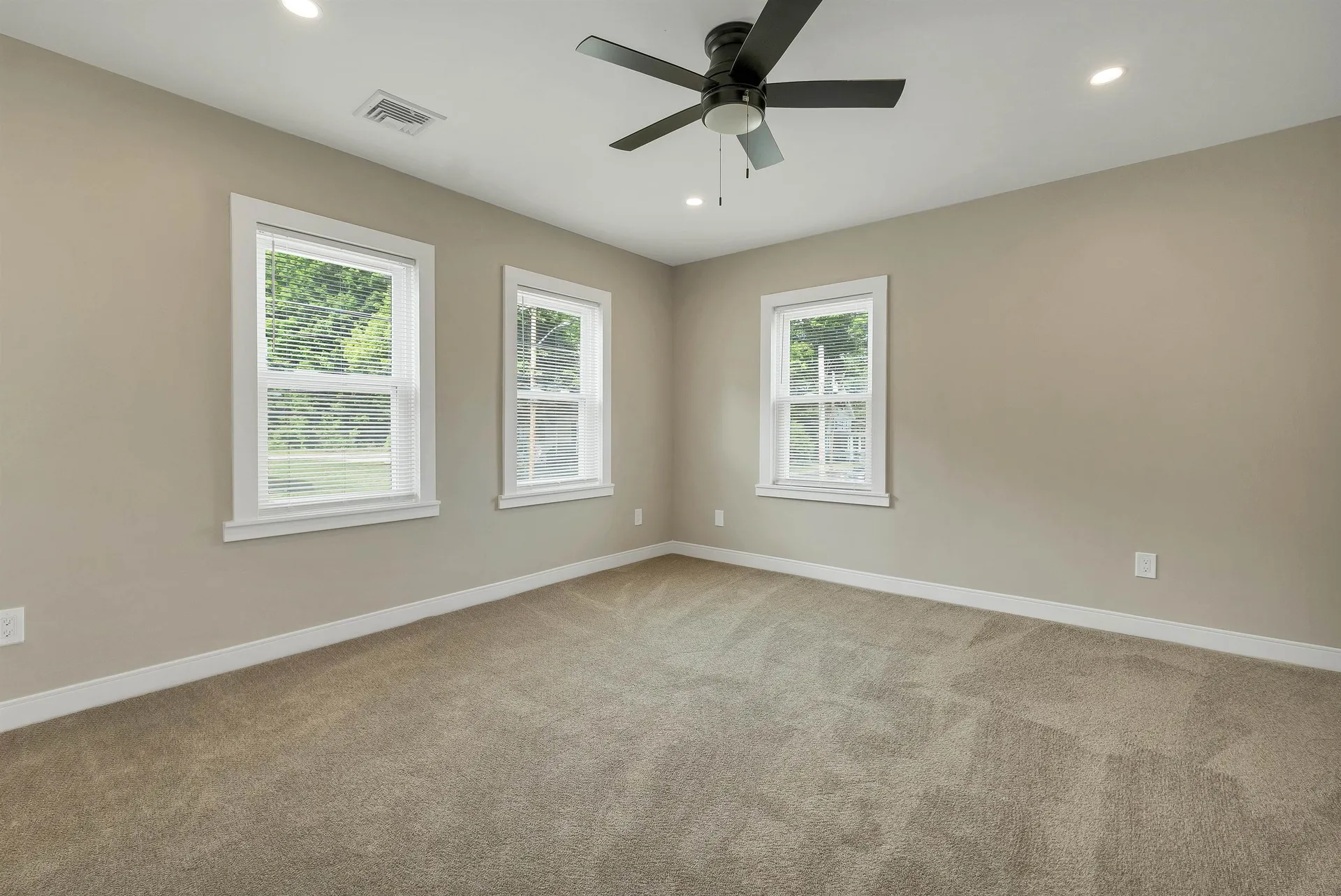 456 N State Street Concord NH 03301-3245