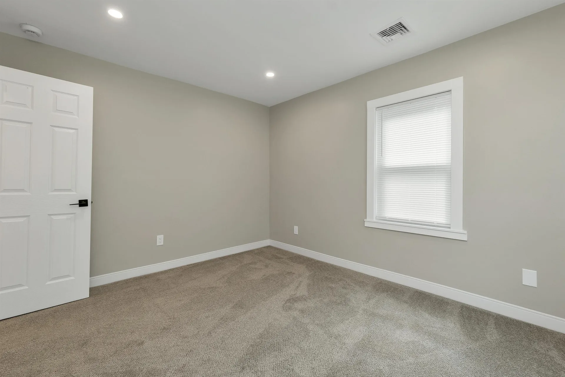 456 N State Street Concord NH 03301-3245