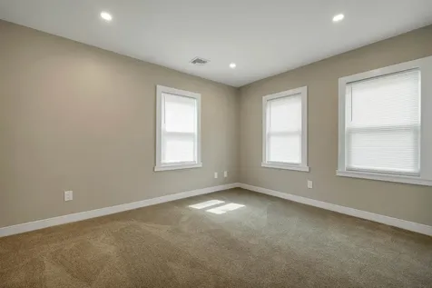 456 N State Street Concord NH 03301-3245