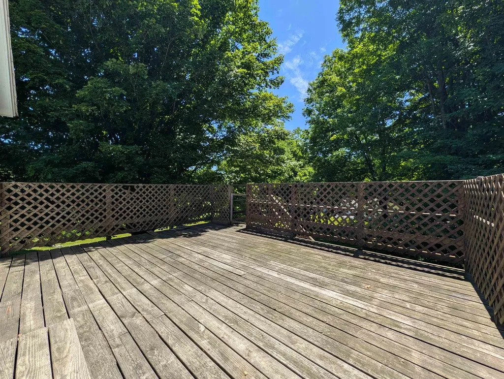 412 Western Avenue Brattleboro VT 05301