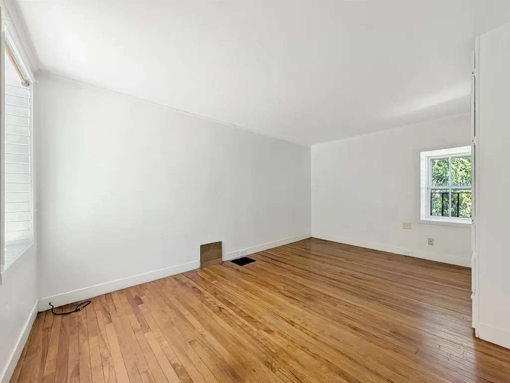 412 Western Avenue Brattleboro VT 05301
