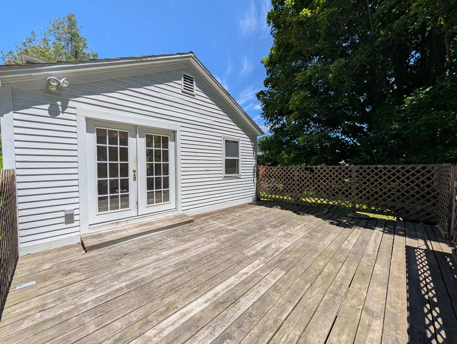 412 Western Avenue Brattleboro VT 05301