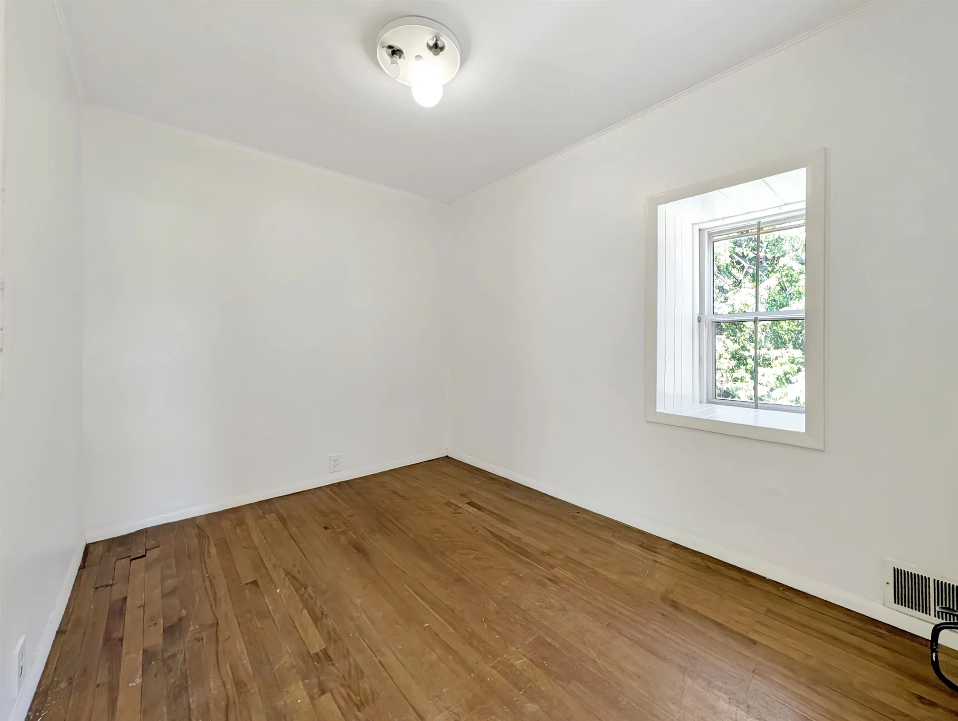 412 Western Avenue Brattleboro VT 05301