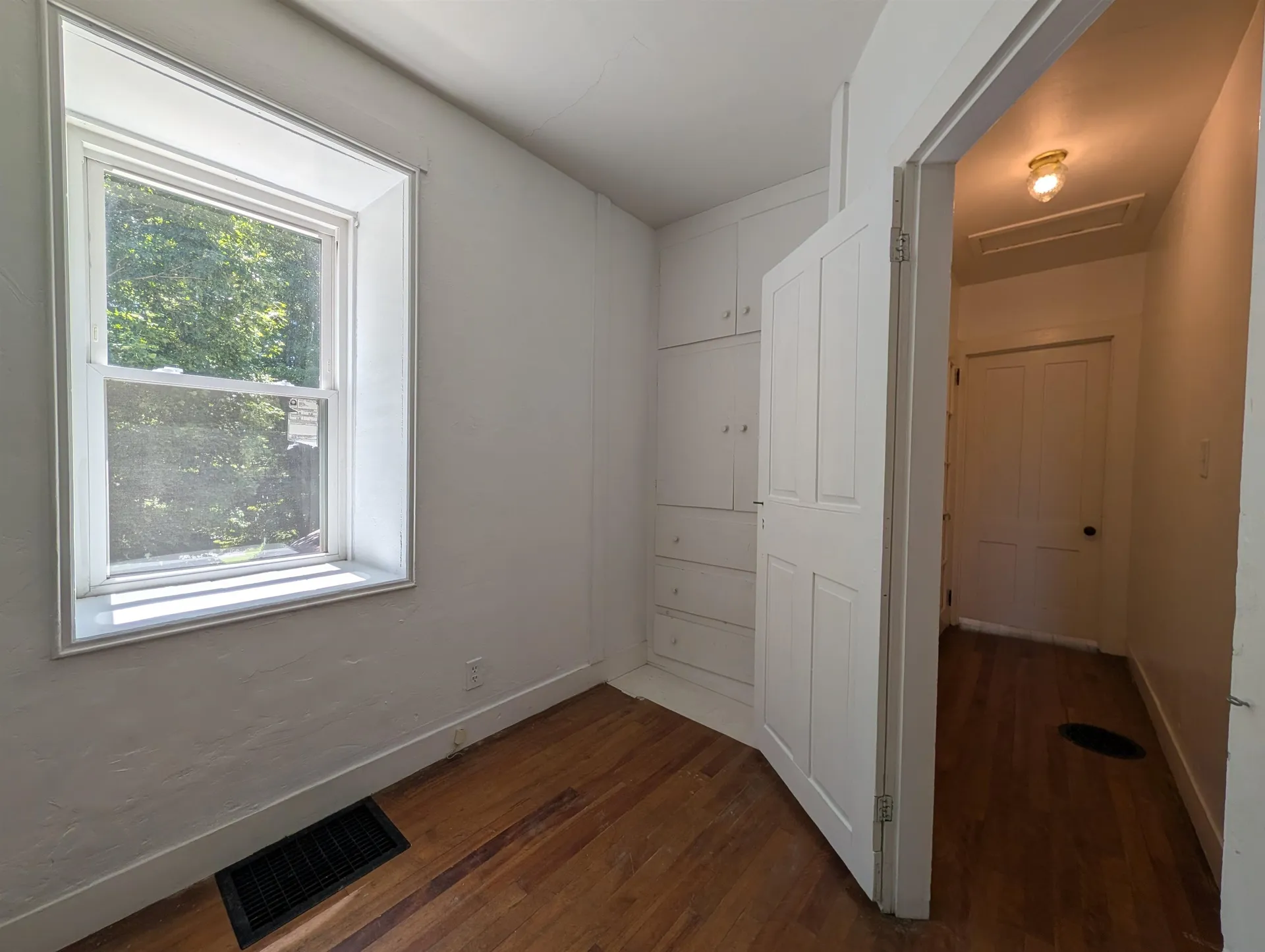 412 Western Avenue Brattleboro VT 05301