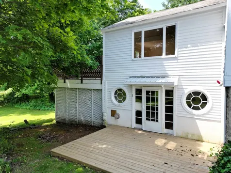 412 Western Avenue Brattleboro VT 05301