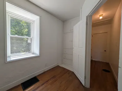 412 Western Avenue Brattleboro VT 05301